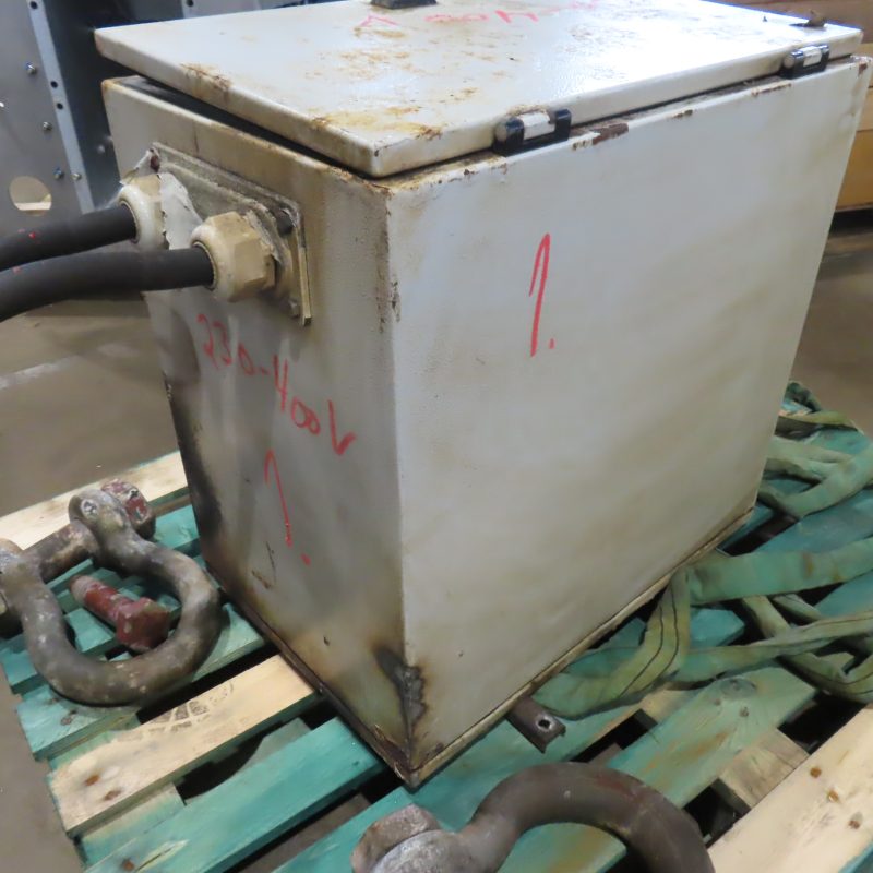 01. Trafo 230-400v ,anslagsvis 15-20 kva