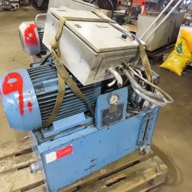 09. Servi hyd agregat 150bar 46-l/min 18,6hk 220V