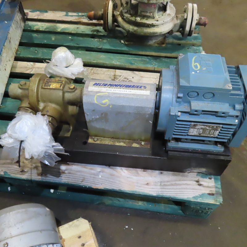 06.  Delta 2x1,5`` ,1,1kw-220-440v