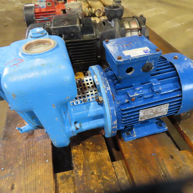 17. Intec 1,5kw 230-400.460v . 2"-2"