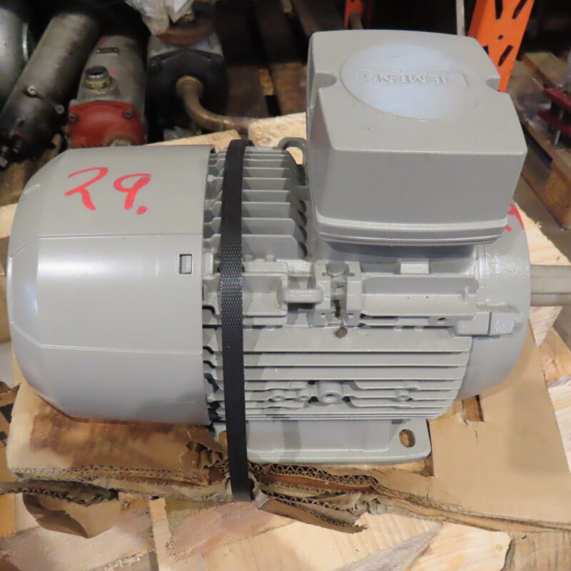 29.  0,65kw  .  230v